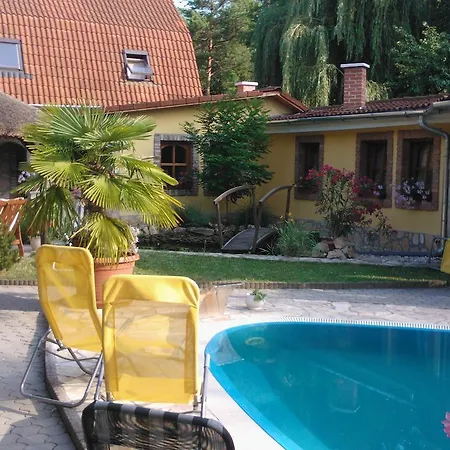 Mediterran Apartmanhaz 아파트 *