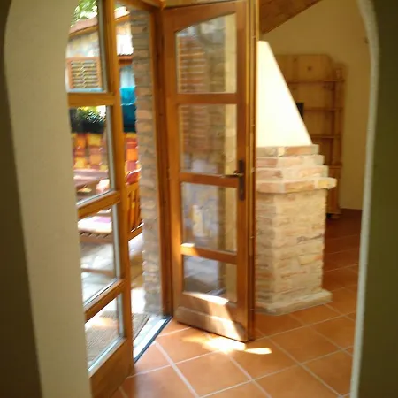Lägenhet Mediterran Apartmanhaz *