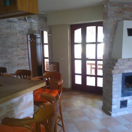 Mediterran Apartmanhaz * Szántód