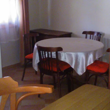 Apartment Mediterran Apartmanhaz Szántód