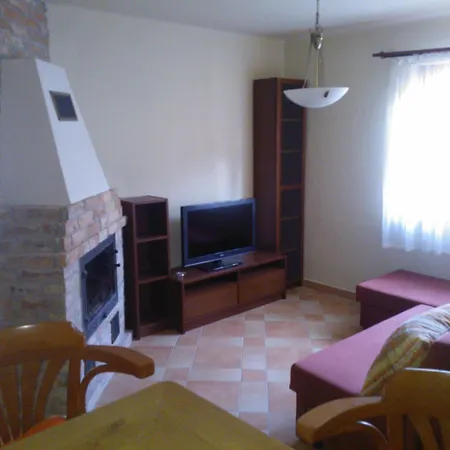 Mediterran Apartmanhaz *