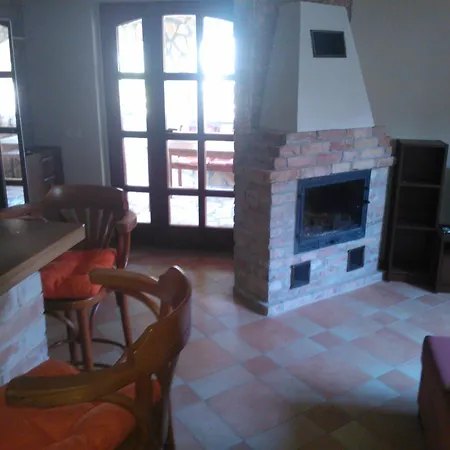 Mediterran Apartmanhaz *