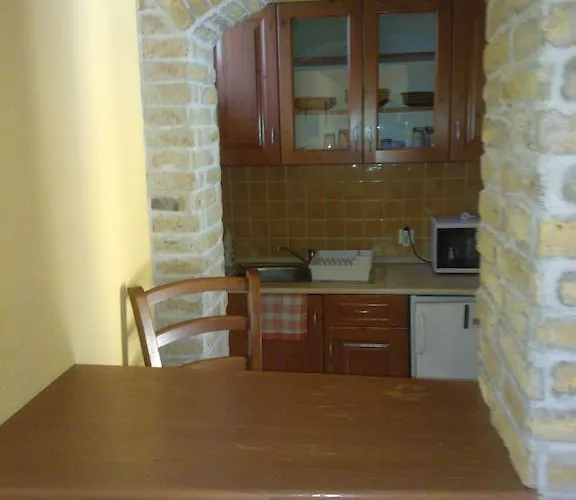 Mediterran Apartmanhaz * Szántód